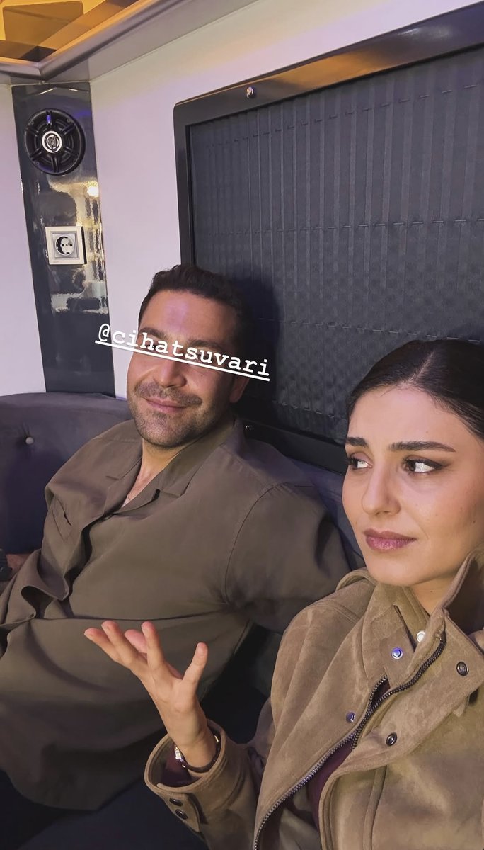 Please540317's tweet photo. @TvDunyasii Tek bacaklı asker 🪖🩼 ve abaya giyen kadın ♥️🧑🏻‍🩰✨ 🌹💫
#FerTah https://t.co/gCAdzMQN1T