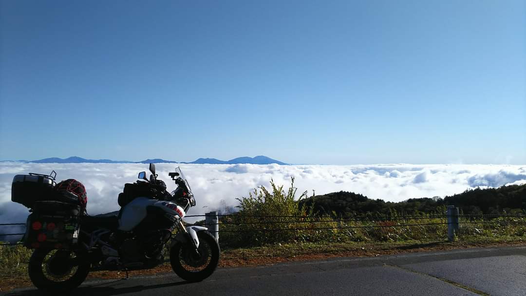 kamosupertenere's tweet photo. #バイクと遠く見通したかっこいい画像を貼ってね
#SuperTENERE
#XT1200 https://t.co/pW0tWoS2ey
