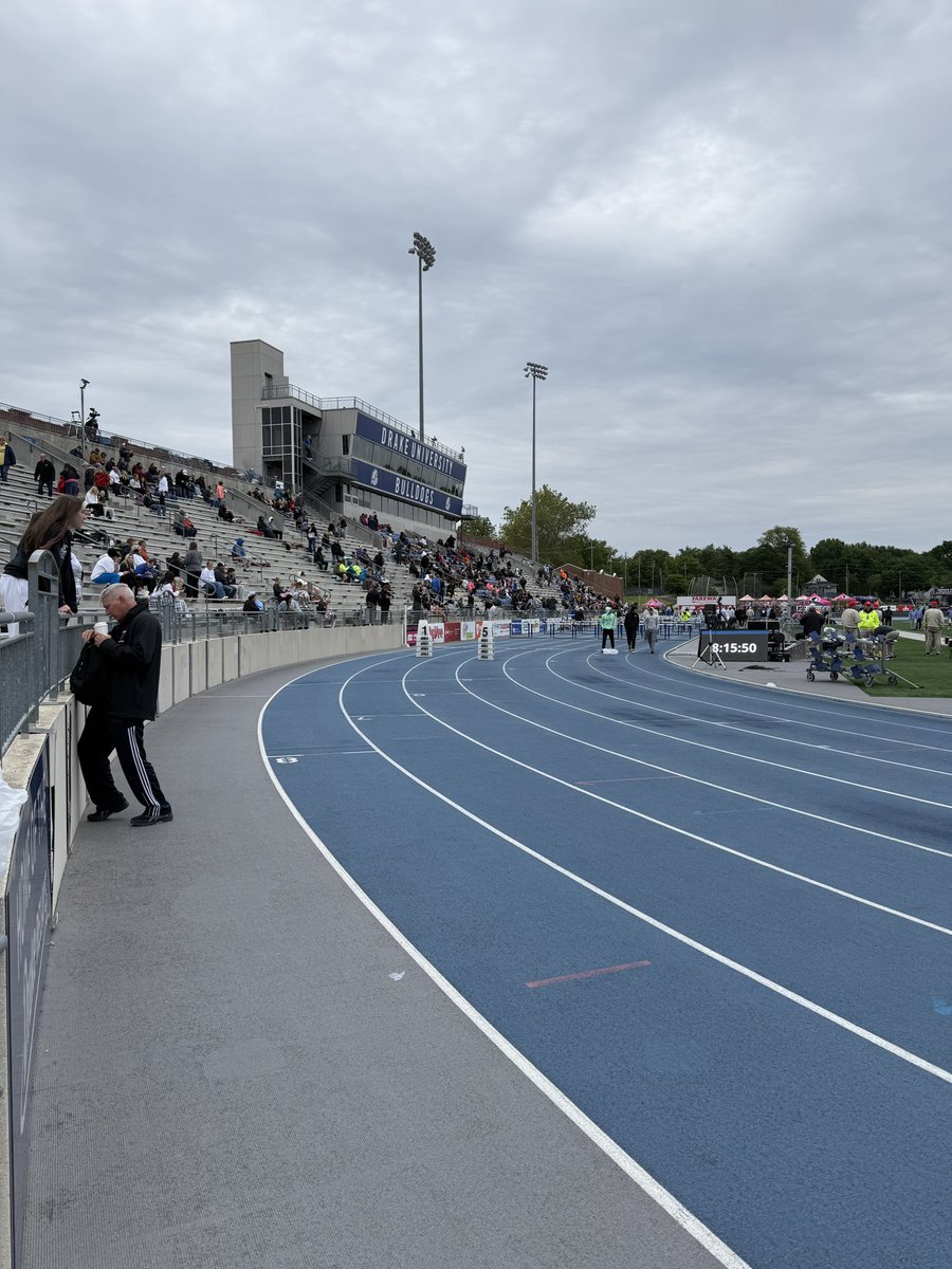 IATrack tweet media