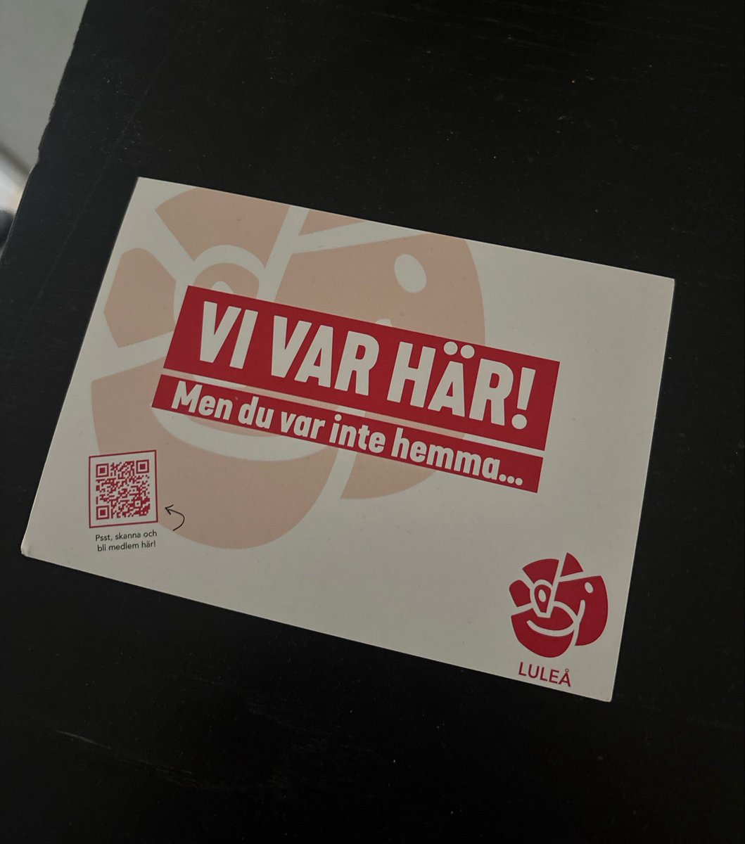 GabrielKulen's tweet photo. Socialdemokraterna verkar ha gått kurs hos Jehovas Vittnen ✊ #larm&lås https://t.co/gSrsoHUo11