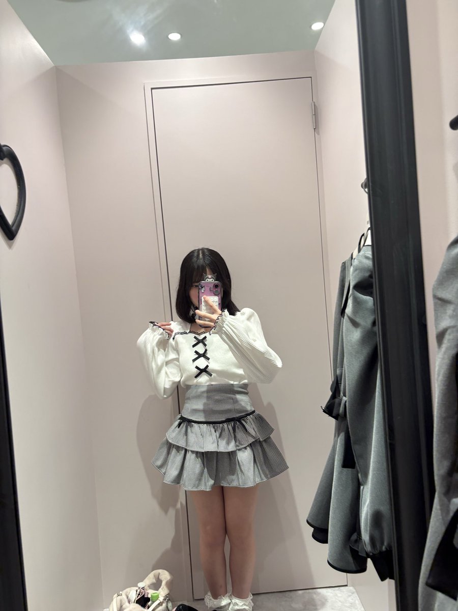 るあ tweet media