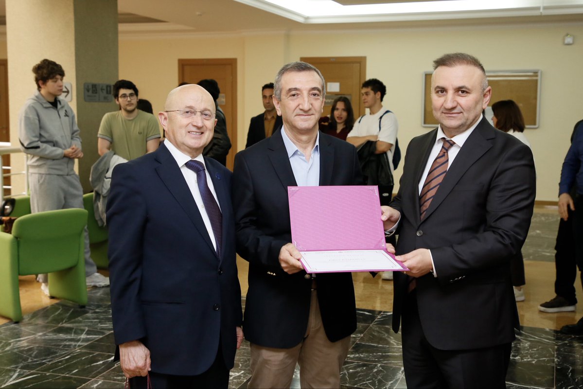 Maltepe Üniversitesi tweet media