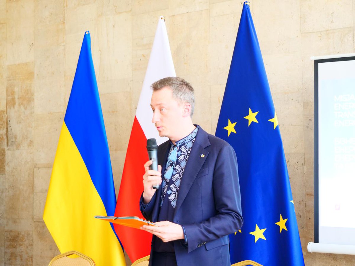 PLinUkraine tweet media