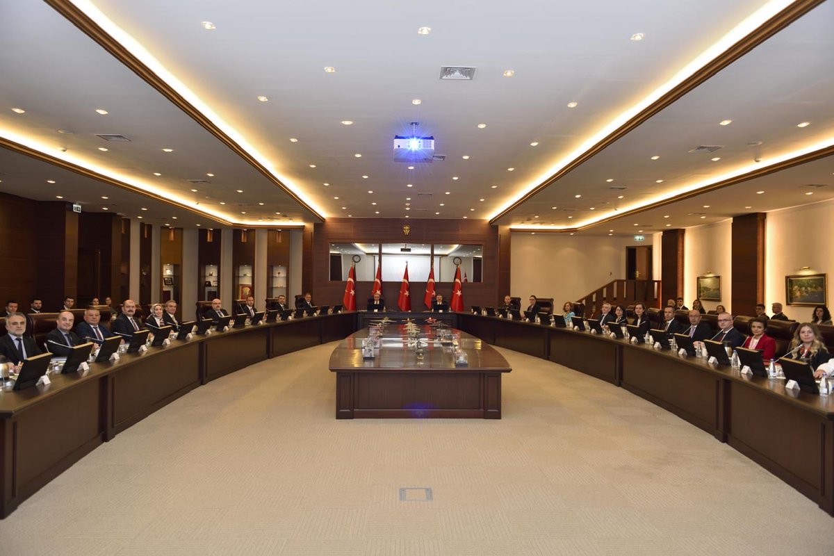 Mehmet Şükrü ERDİNÇ tweet media