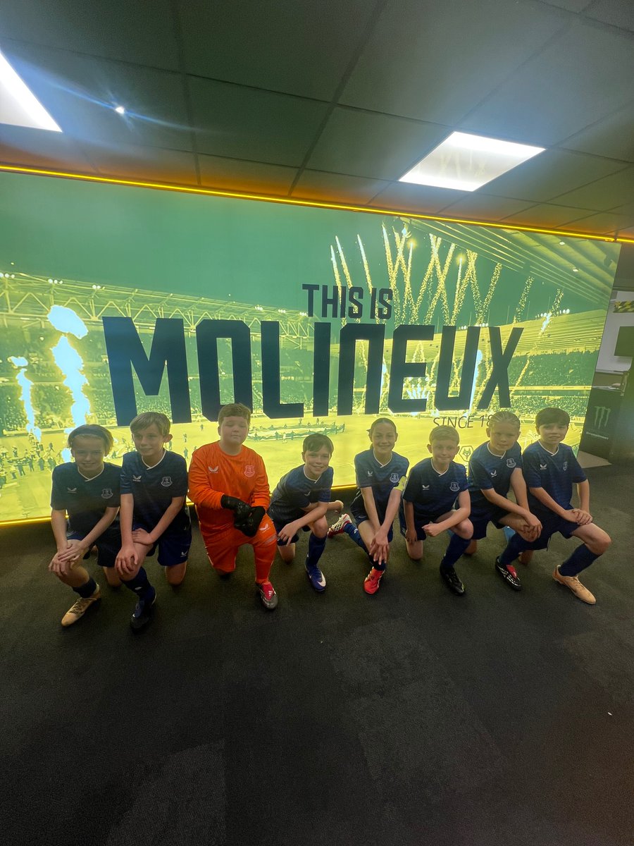 Everton in the Community tweet media