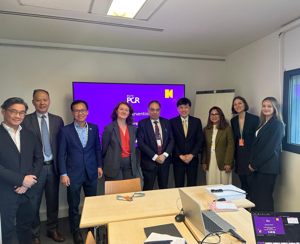 CliceboSolution's tweet photo. Clicebo Solutions attended the AsiaIntervention Editorial Board Meeting at #EuroPCR2026 alongside Dr. Upendra Kaul and Dr. Priyadarshini Arambam.
An insightful discussion with global experts shaping the future of interventional cardiology and clinical research.
#AsiaIntervention https://t.co/SpfcRN4LdK