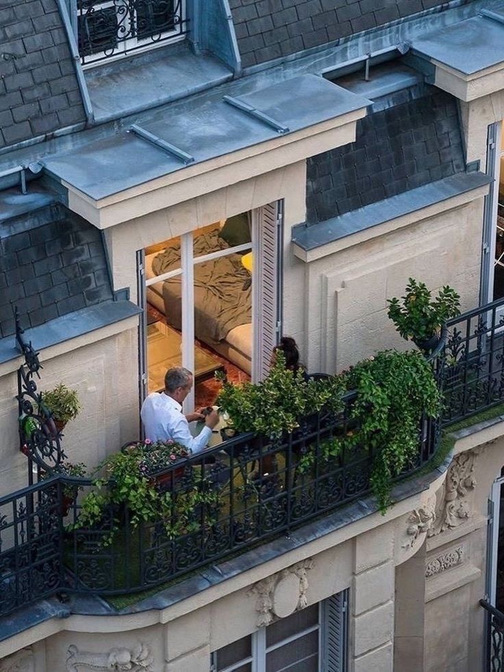 hutdesigns's tweet photo. The beauty of balcony dates

There’s something about a balcony that makes the world shrink down to just this. The city keeps moving below, but up there time slows. Warm air, cold drinks, nowhere to be. No reservation needed. No dress code. Just the kind of quiet that actually says everything.

We spend so much time looking for the right place, the right moment, the right plan. But the feeling we’re chasing was never really about location. It’s about slowing down enough to actually be somewhere together. A balcony has a way of making that very easy.