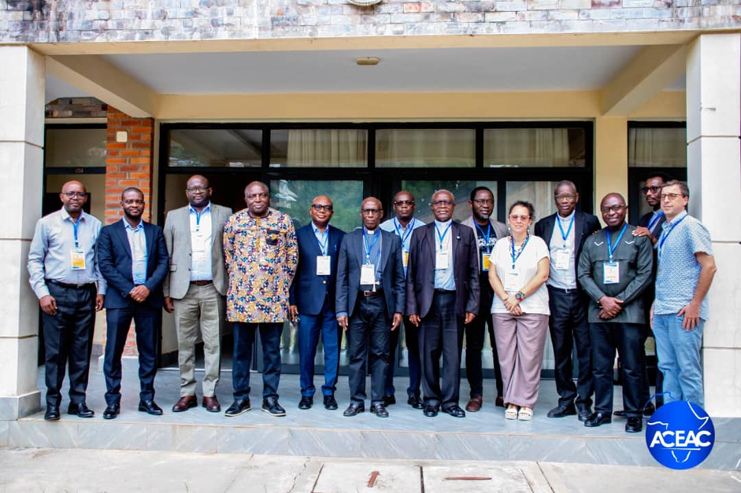 RwandaCejp's tweet photo. 🌍 Clap d'envoi à Bujumbura ! La CEJP Rwanda participe activement au Forum de travail de l'ACEAC du 20 au 23 mai 2026. Un rendez-vous régional stratégique pour renforcer notre engagement commun en faveur de la justice, la paix et la réconciliation. 🇷🇼🇧🇮
#ACEAC #JusticeEtPaix https://t.co/QSke32YYTw