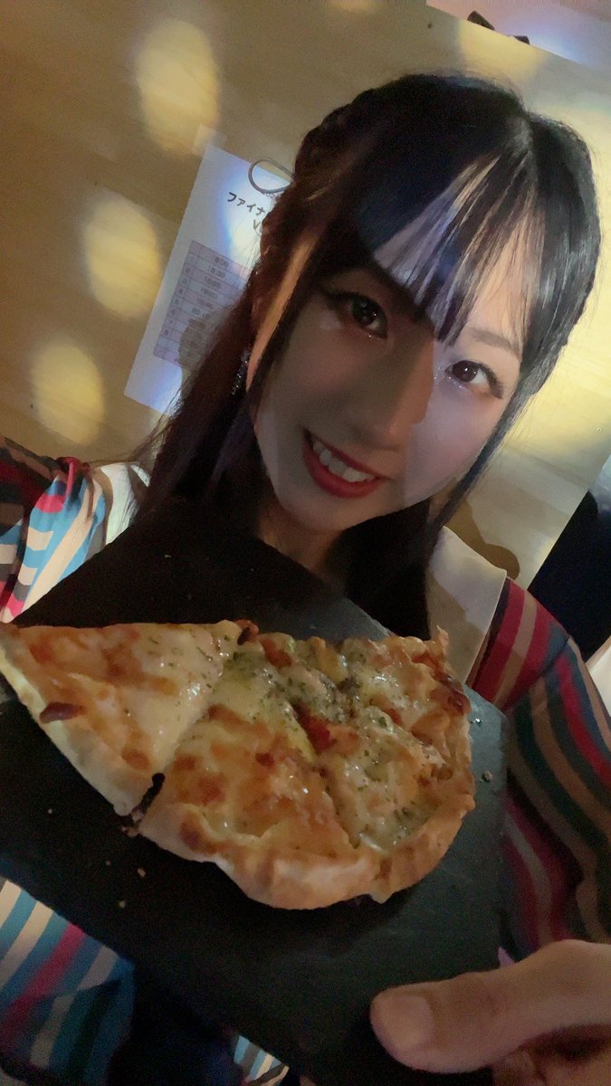 しおたん tweet media