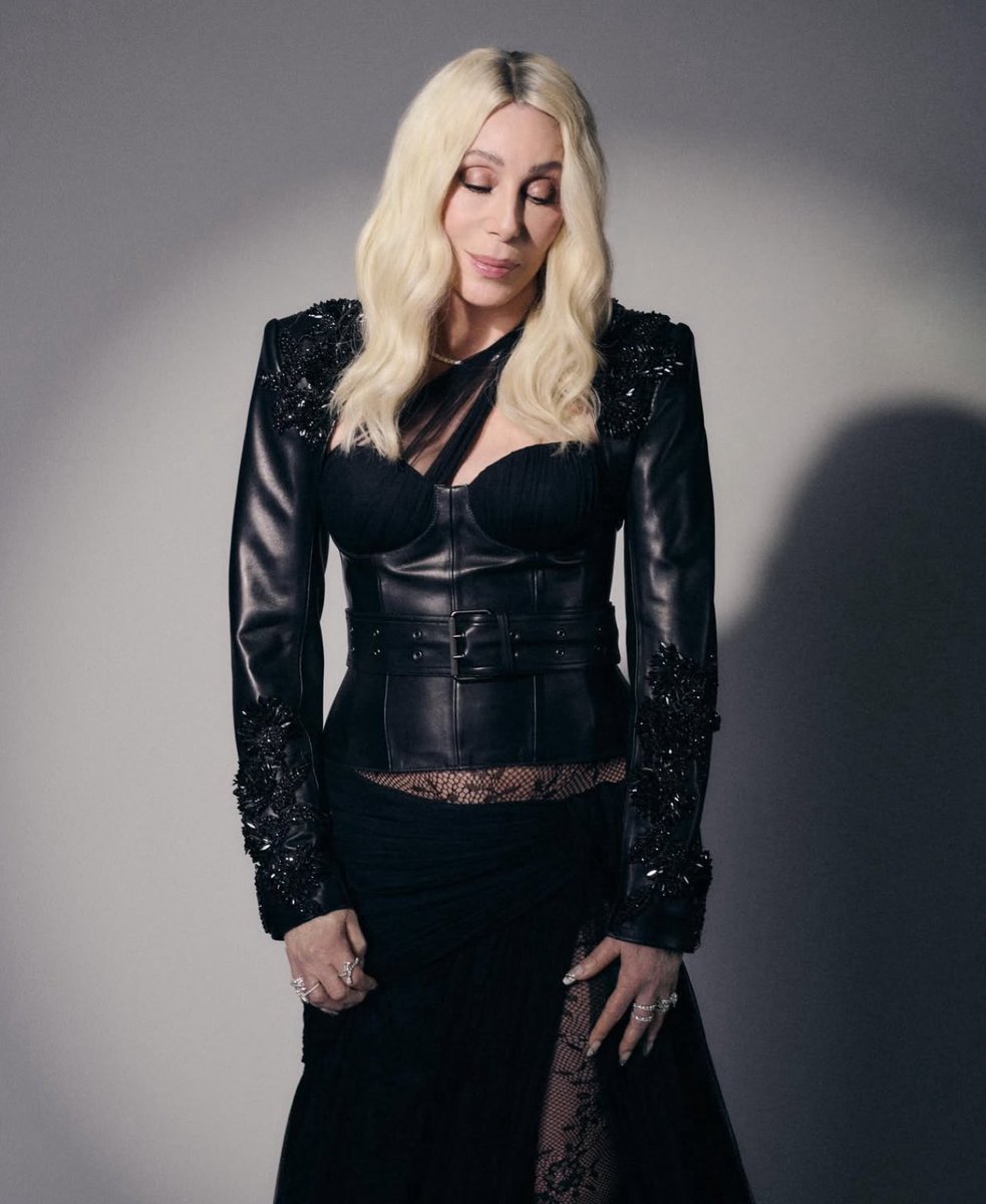 TCherUniverse's tweet photo. cher in                                        cher in
the 80s                                       her 80s https://t.co/mMTNHaCsQ6