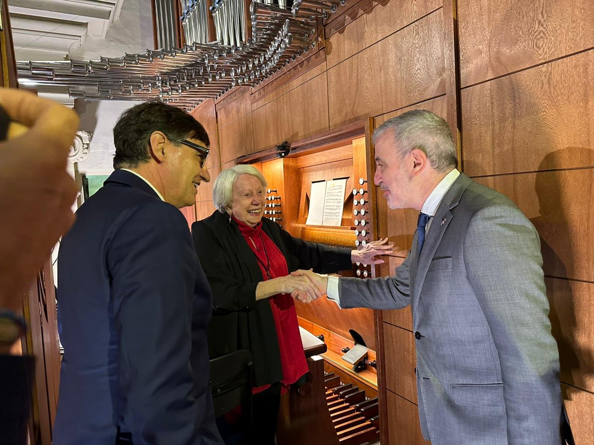 OratoriBCN's tweet photo. Aquesta setmana, el nostre oratori ha viscut un moment històric: la inauguració de l'orgue Montserrat Torrent. Reviviu-ho a la nostra web: https://t.co/GjwvV05EOd https://t.co/8A7tERvAZX
