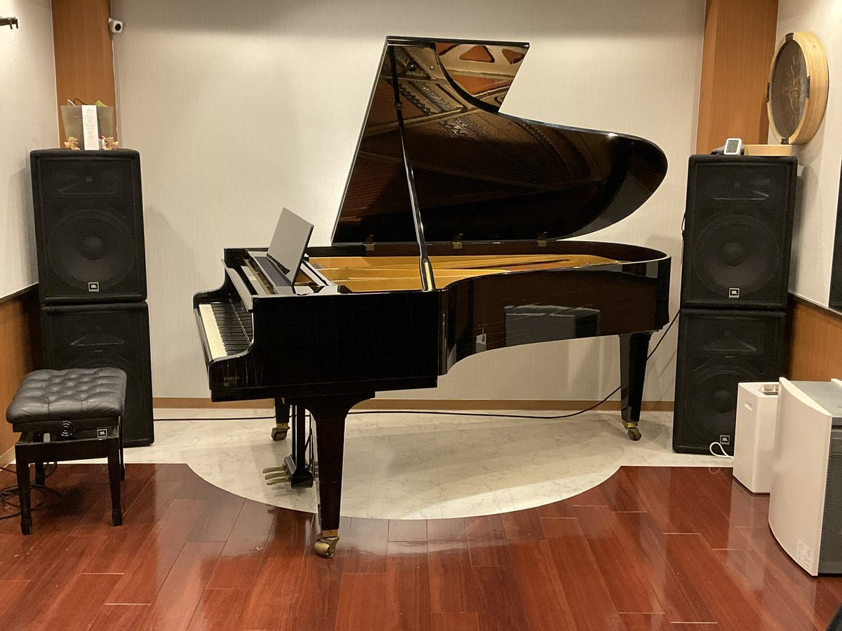 StudioSIVA_201's tweet photo. グロトリアン220入りました！👏👏👏
明日調律していただきます！ https://t.co/BNoXDBbxkn