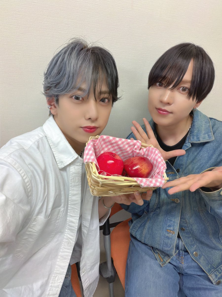 REY【NEWTREND】 tweet media