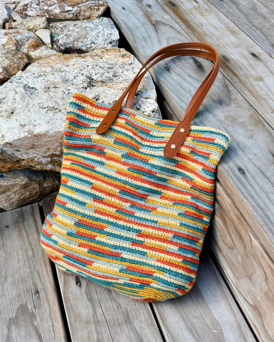 Lion Brand Yarn tweet media