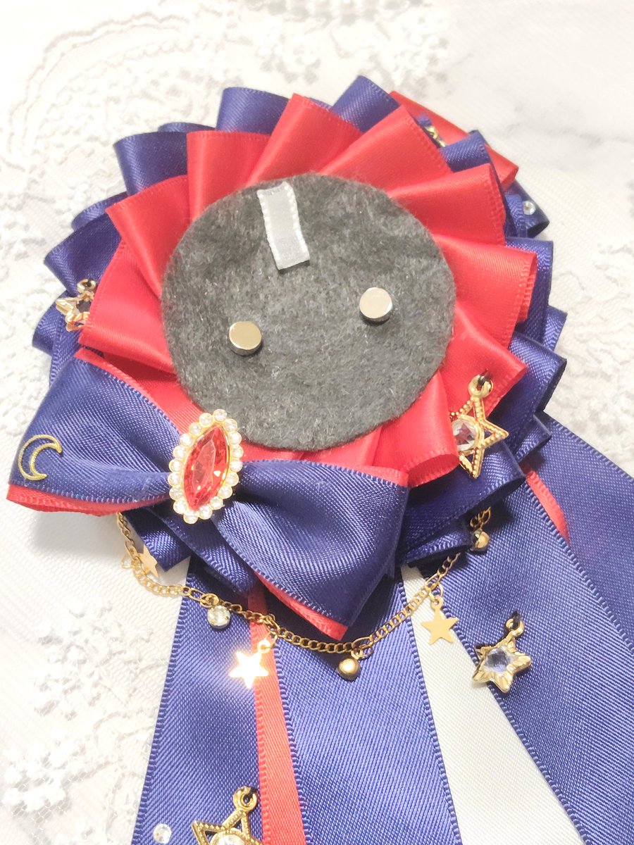 hm_asterism's tweet photo. とある歌い手さんのライブイメージで🚢❤

夜空に輝く星々と燃え上がる赤星

 #痛ロゼット
 #推し活グッズ
 #ハンドメイド
 #ハンドメイド好きさんと繋がりたい https://t.co/UEHyNvfjed