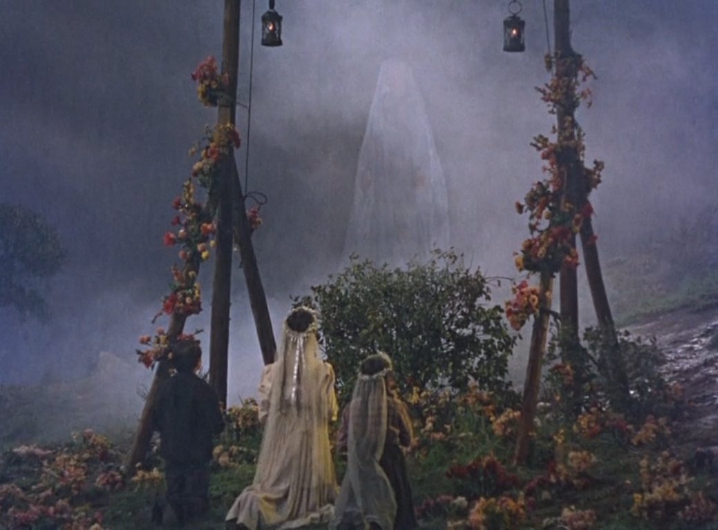 suddenxfear's tweet photo. the miracle of our lady of fatima (1952) https://t.co/qslw7OTDRN