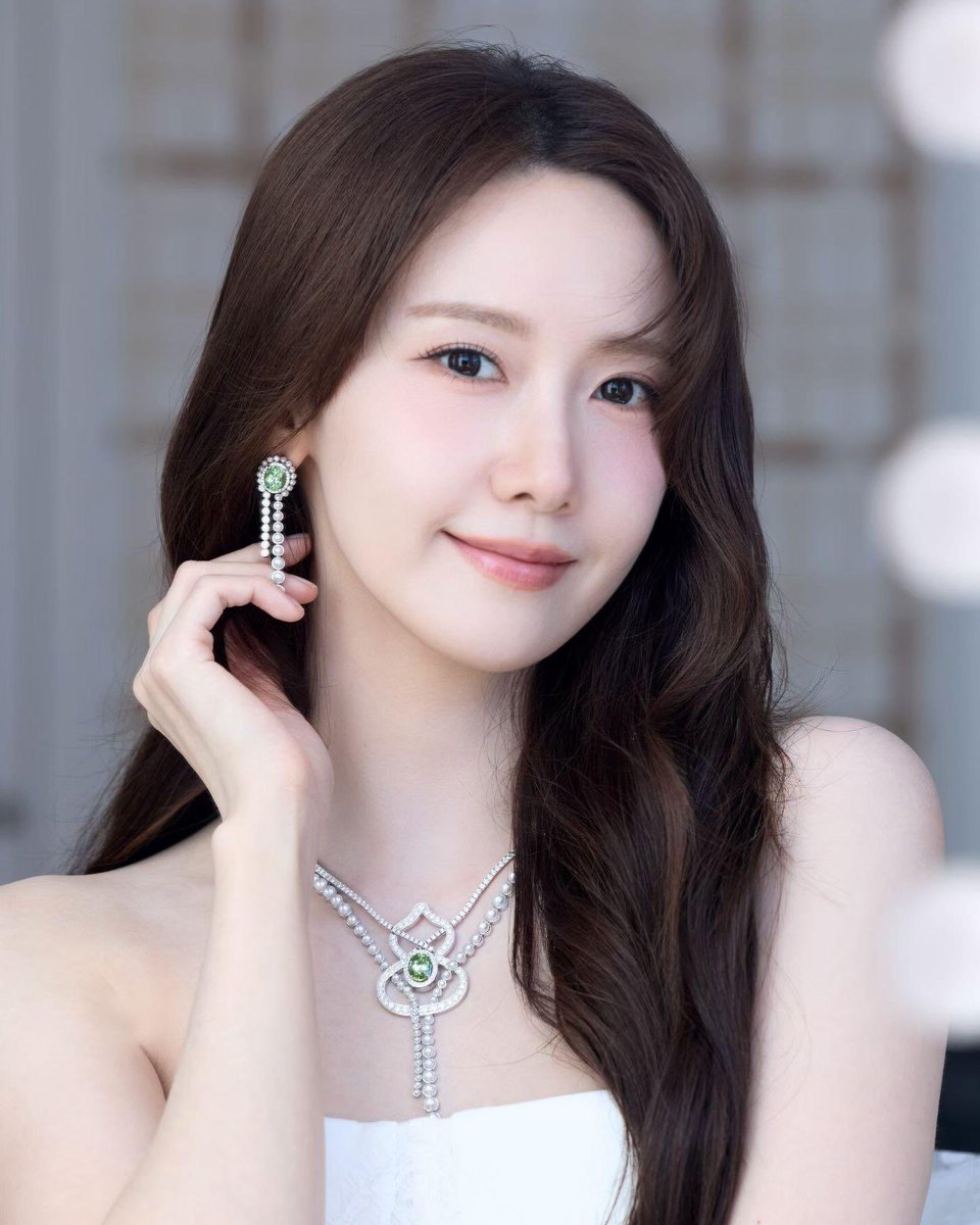 yeppeoyoona's tweet photo. New photos of YoonA at the 79th Cannes Film Festival

So gorgeous!! 😍✨
🔗 https://t.co/sACASvGtM7

YOONA AT CANNES 2026 
#YoonAxQeelin  #WomenInMotion #Cannes2026 #LimYoonA #임윤아 #YoonA #윤아 https://t.co/CrG7Pd7e0x