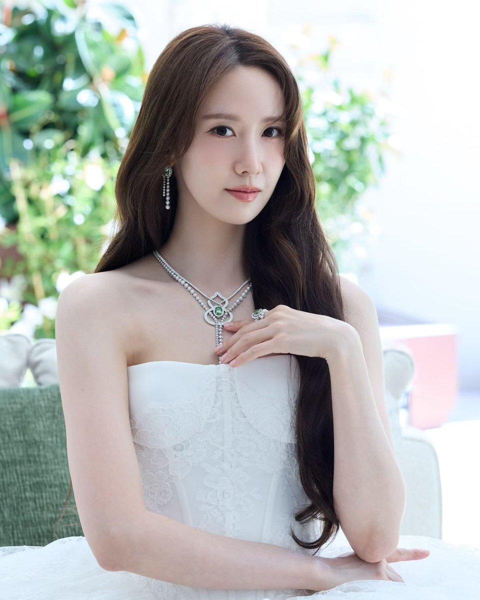 yeppeoyoona's tweet photo. New photos of YoonA at the 79th Cannes Film Festival

So gorgeous!! 😍✨
🔗 https://t.co/sACASvGtM7

YOONA AT CANNES 2026 
#YoonAxQeelin  #WomenInMotion #Cannes2026 #LimYoonA #임윤아 #YoonA #윤아 https://t.co/CrG7Pd7e0x
