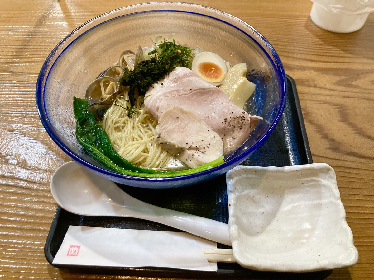 JSDF_Power's tweet photo. 三島市『めんりすと』さん

涼麺 魚貝だし100

もぅ、そんな時期なんですね。
染み入るお出汁のきいた深い味わい。好き過ぎる一杯。是非。

限定メニューＢ https://t.co/INUYRzIjtk