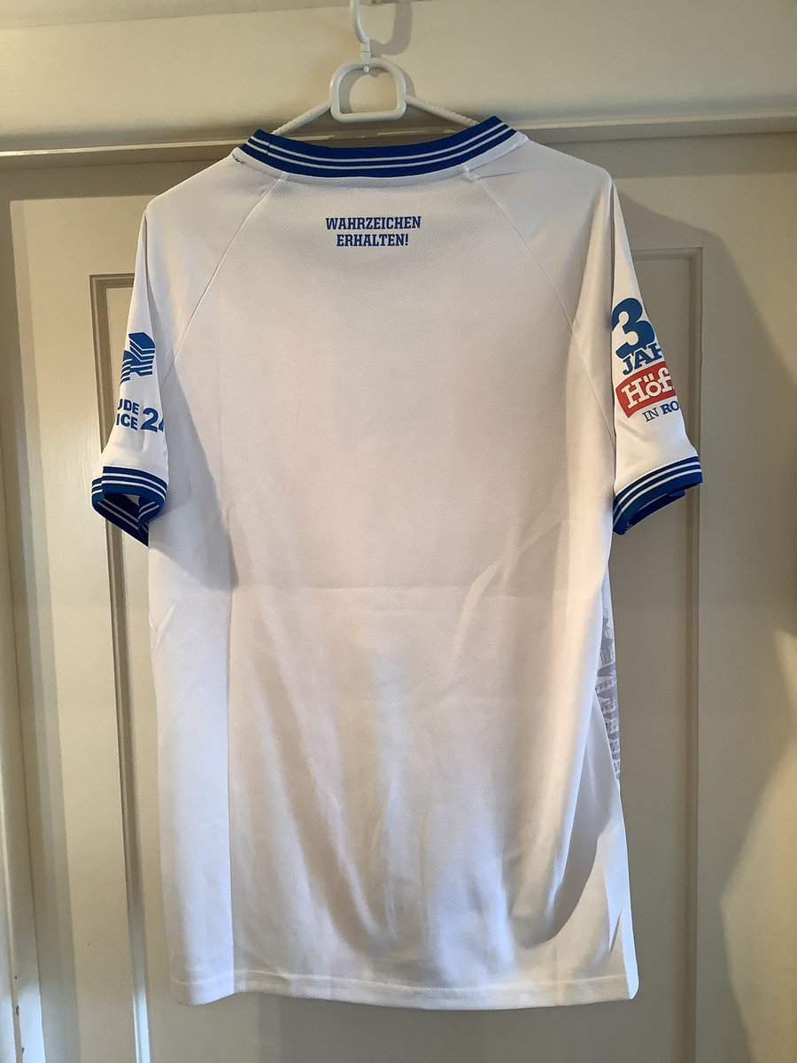 adelsgaard's tweet photo. A special one for fans of flood lights !🔦
@HansaRostock , Marteria vs. Paule! A charity game played September 2025 to raise money for new flood lights to @HansaRostock youth training center! 
With the flood light pattern in the shirt! https://t.co/1BGLOOgVyK