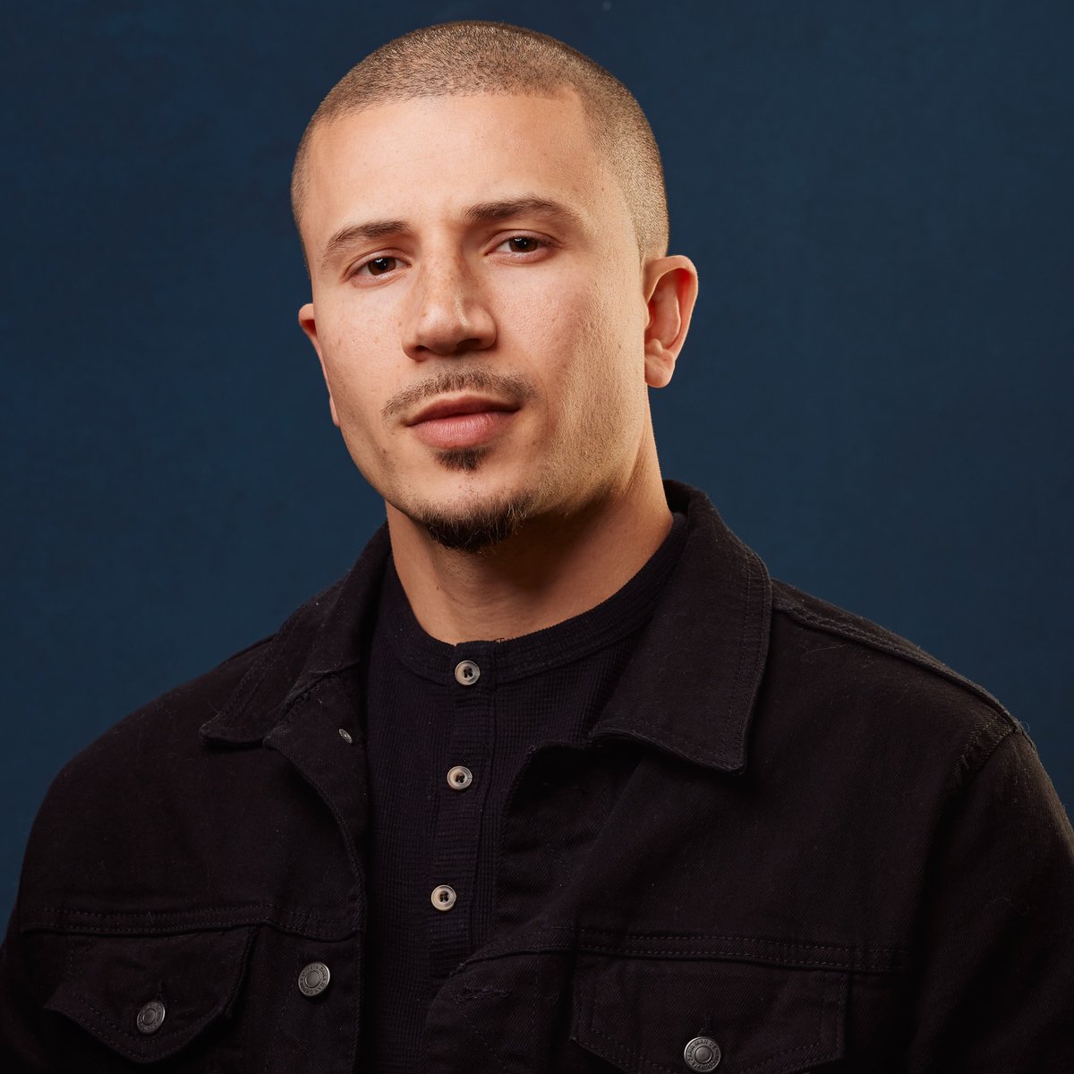 marvel_updat3s's tweet photo. Slick Naim will return to direct episodes for ‘DAREDEVIL: BORN AGAIN’ Season 3.

He previously directed Episodes 3 and 4 of Season 2. https://t.co/VrnkGLLwxF