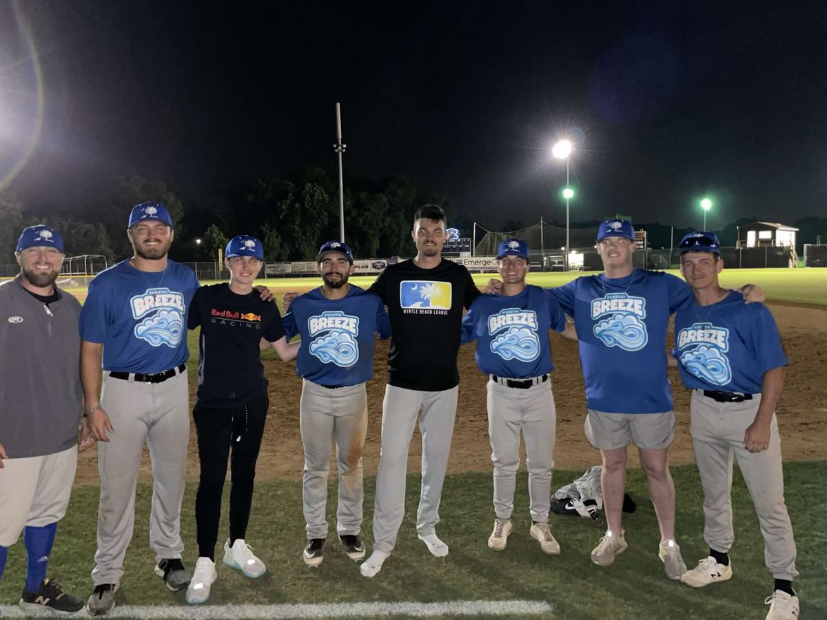 WashburnBrett's tweet photo. Forever grateful to be called coach, but it’s time to focus on being  just a husband and dad.

Thank you to all the players that were apart of the ride and the coaches who have impacted my life and my career. https://t.co/QJzJJ5f8nn