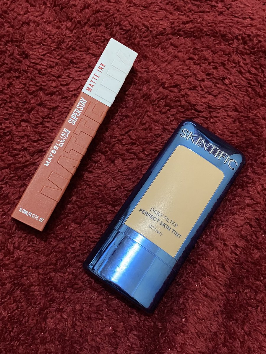 Engfaaaa_'s tweet photo. pemakaian pribadi masih good condi dan jarang di pakai kalo mau try on boleh di dm
Dress merah coklat celana pendek rok tutu kulit blouse hitam cream lip matte maybelline skintific skin tint 

✔️bisa nego
🛒shopee bisa pake shoppe vip https://t.co/GOGMBEgyZX
