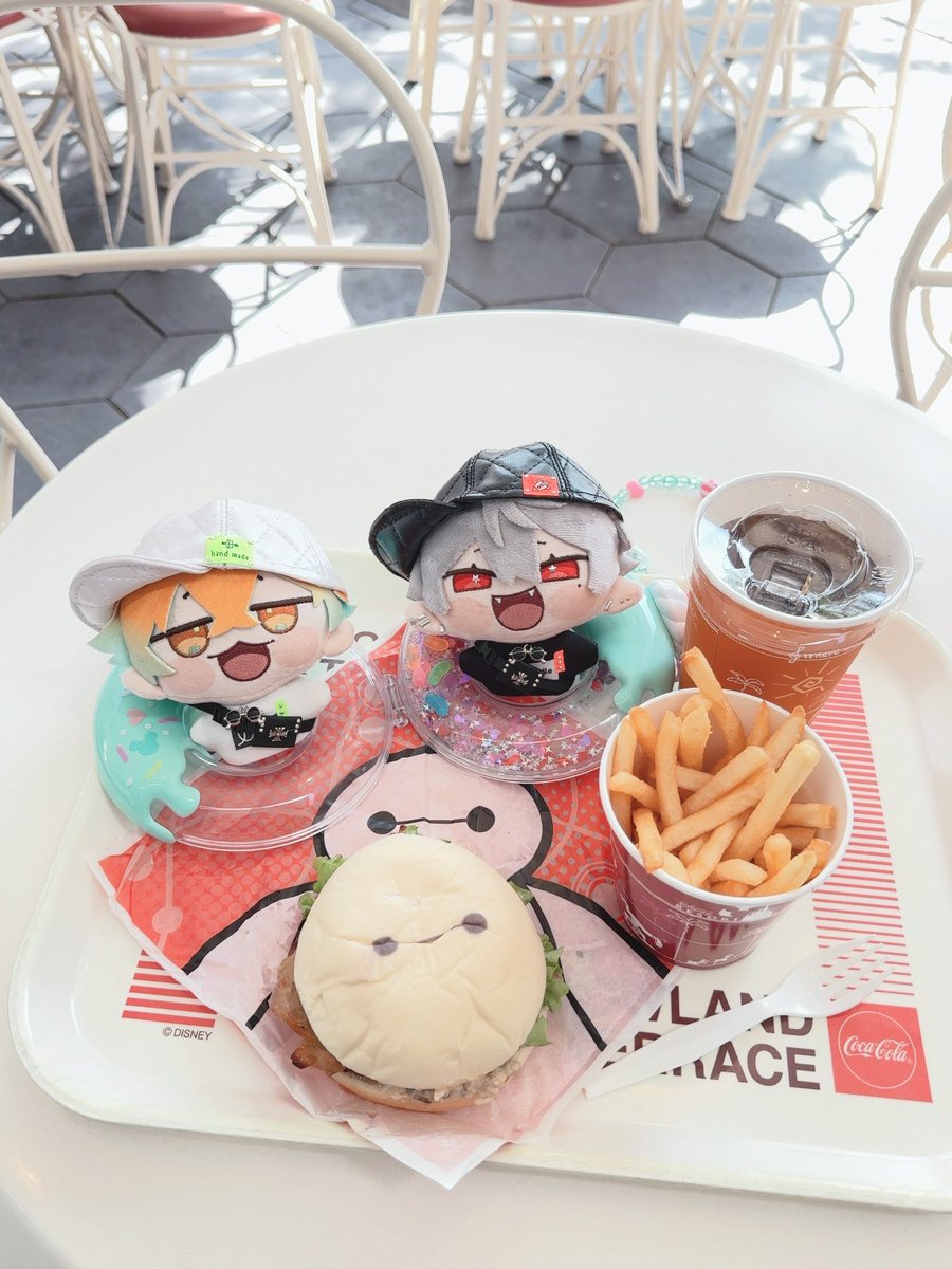 nu_colle's tweet photo. #にじぱぺっとが見られるタグ 
#にじまるっとが見れるタグ

久しぶりのディズニー✌️
にじまるもギリギリカチューシャいけるからみなさんもぜひ♡ https://t.co/irLA63UE6R
