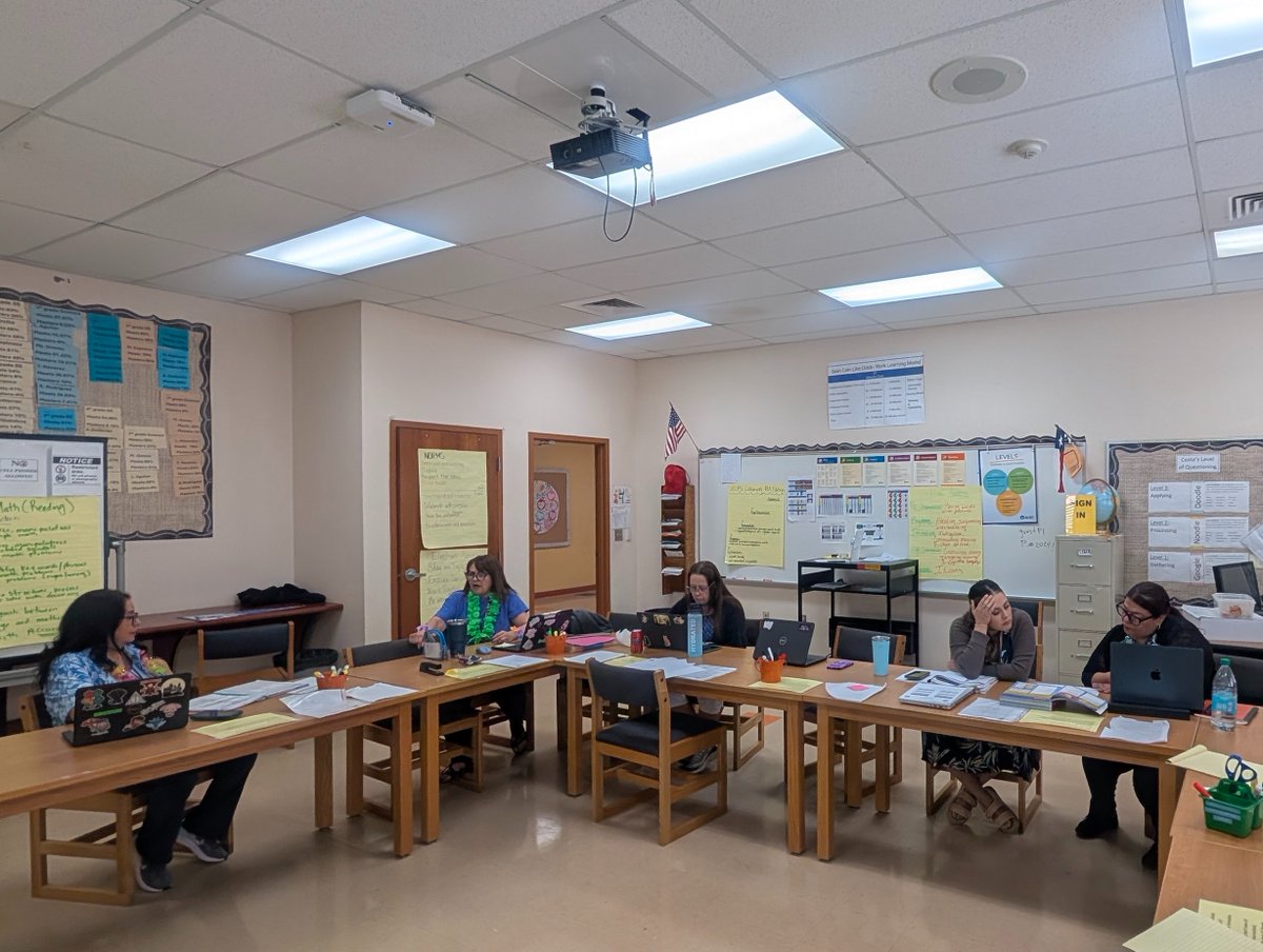 Alvarez_SEISD's tweet photo. Working alongside the GEMS team yesterday & today as we plan not only for next year, but also look two years ahead. These are the important conversations that help us align our work, support our teachers, & set students up for long-term success. 💙💛
#WeAreSomosSanEli #Here2Serve https://t.co/jaI3wxadEF