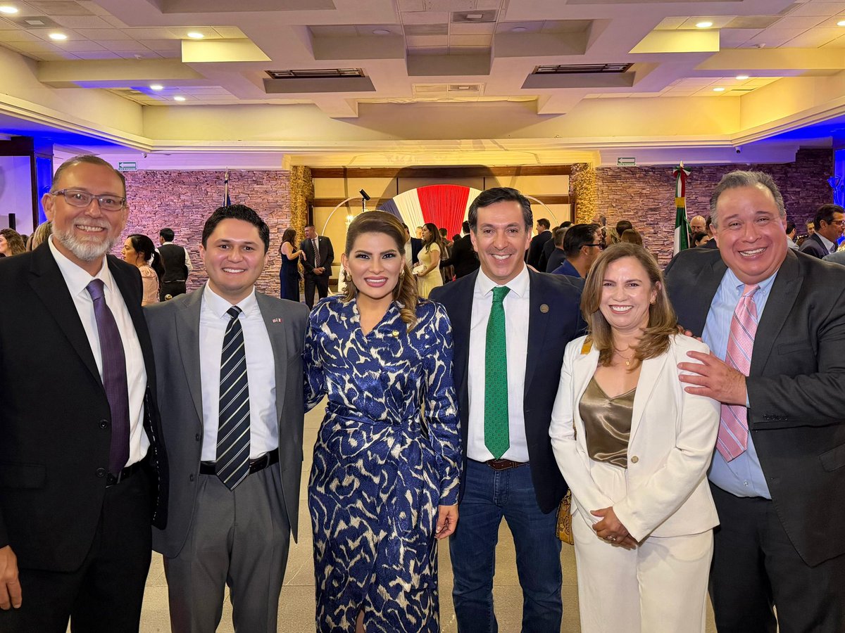 Lorenia Valles tweet media