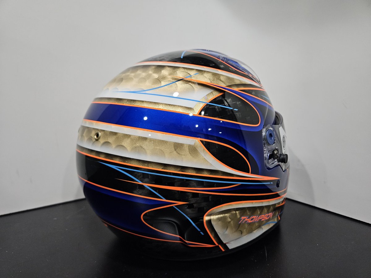 BallisticLids's tweet photo. New helmet for Thompson 
#ballisticdesigns #custompaint #custompaintedhelmet https://t.co/0YDdHnWWUR