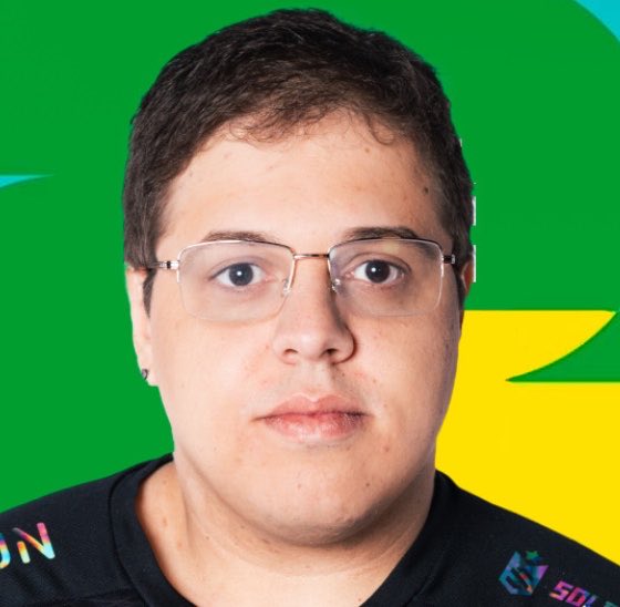 outnuuh's tweet photo. gustavo do TI irá atender seu chamado https://t.co/KB5WUGylYU