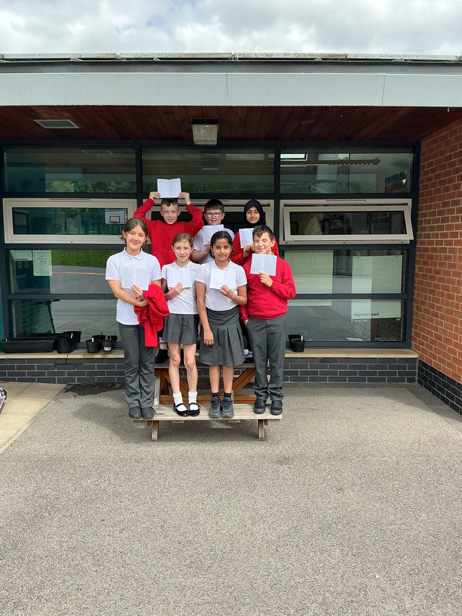 PhippsMiss1's tweet photo. These stars got 10/10 in their spelling test this week! https://t.co/eQSa7wG0mB