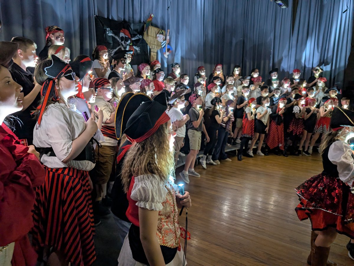Butler_Area_SD's tweet photo. Ahoy, mateys! Center Township Elementary's 5th grade students delivered two outstanding performances of Pirates, the Musical on Tuesday, May 12 — one for their fellow students and staff during the school day and another for families in the evening.

https://t.co/1HLSyaBlay https://t.co/BjvrzCtYaw