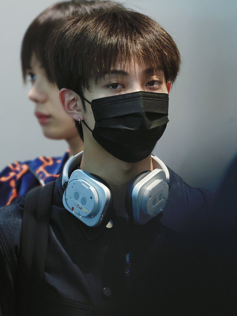 ✮ L ✩ ⊹꙳ tweet media