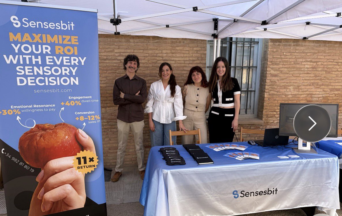 Sensesbit_'s tweet photo. Seguimos compartiendo conversaciones, ideas y aprendizajes junto a la comunidad sensorial internacional. Eventos como Sensometrics nos recuerdan que la innovación no ocurre solo dentro del software o la tecnología, sino también en los espacios donde profesionales del sector
#sens https://t.co/TJiptShnbS