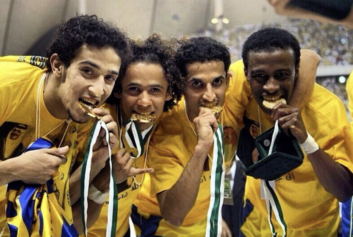 eltonarabia77's tweet photo. لقد حان اليوم المنتظر. نحتفل اليوم معًا بلقب آخر لأعظم نادٍ في آسيا، فلنهتف جميعًا، هيا يا نصر!💛💙🇸🇦 https://t.co/bi76lU3CjY