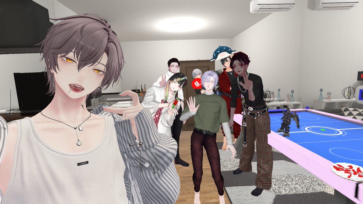 Amanatsu_MMR's tweet photo. 今日もありがとう～！
久しぶりの通常会で何するべきか忘れちゃったけど、楽しい時間でした。
初めましてさんも多かったかな？MMRはどうだった？
きみも楽しかったら嬉しいな。よければ写真見せて。
 #企画展示MMR https://t.co/1D3aRCMA9t