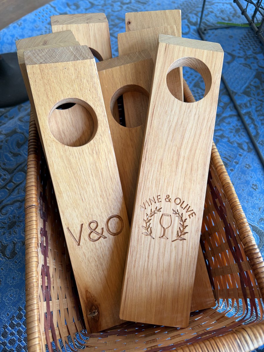 Vine & Olive tweet media
