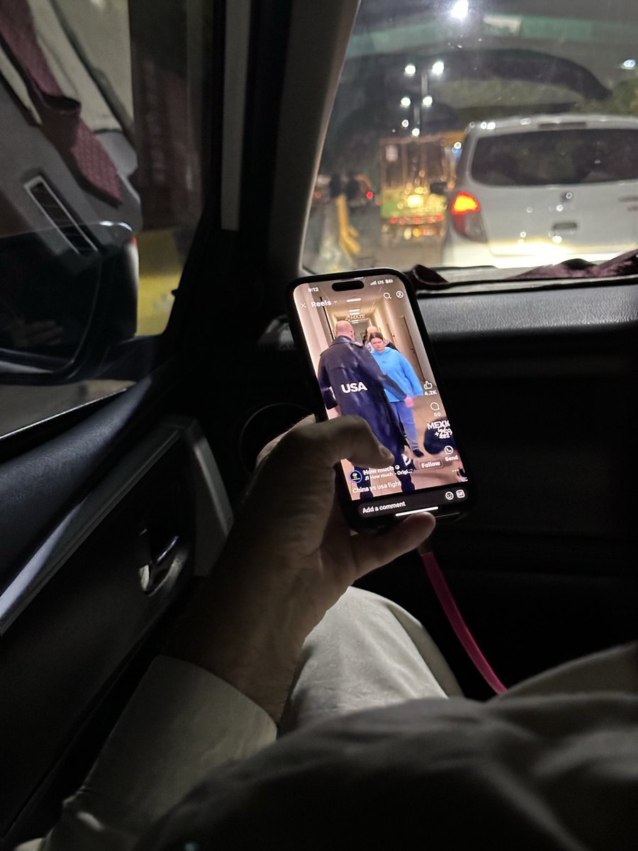 Oshaz tweet media