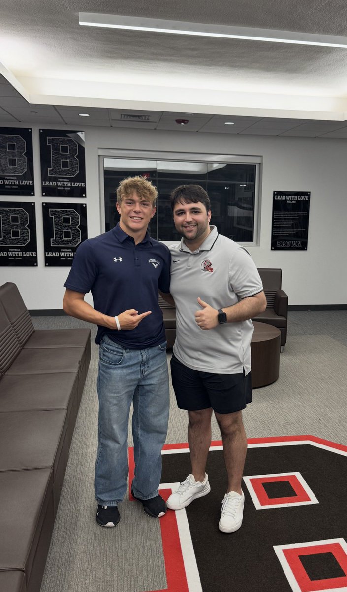 Hudson_Parry28's tweet photo. Had a great time @BrownU_Football today! Loved meeting the staff and being on campus. Thank you @CameronBorges and @Coach_DiRi 

@CoachW_Edwards @BrownHCPerry @coach_jonke @RidgelineFB @JPitch26 @ballersinutah https://t.co/CD6edaAb7E