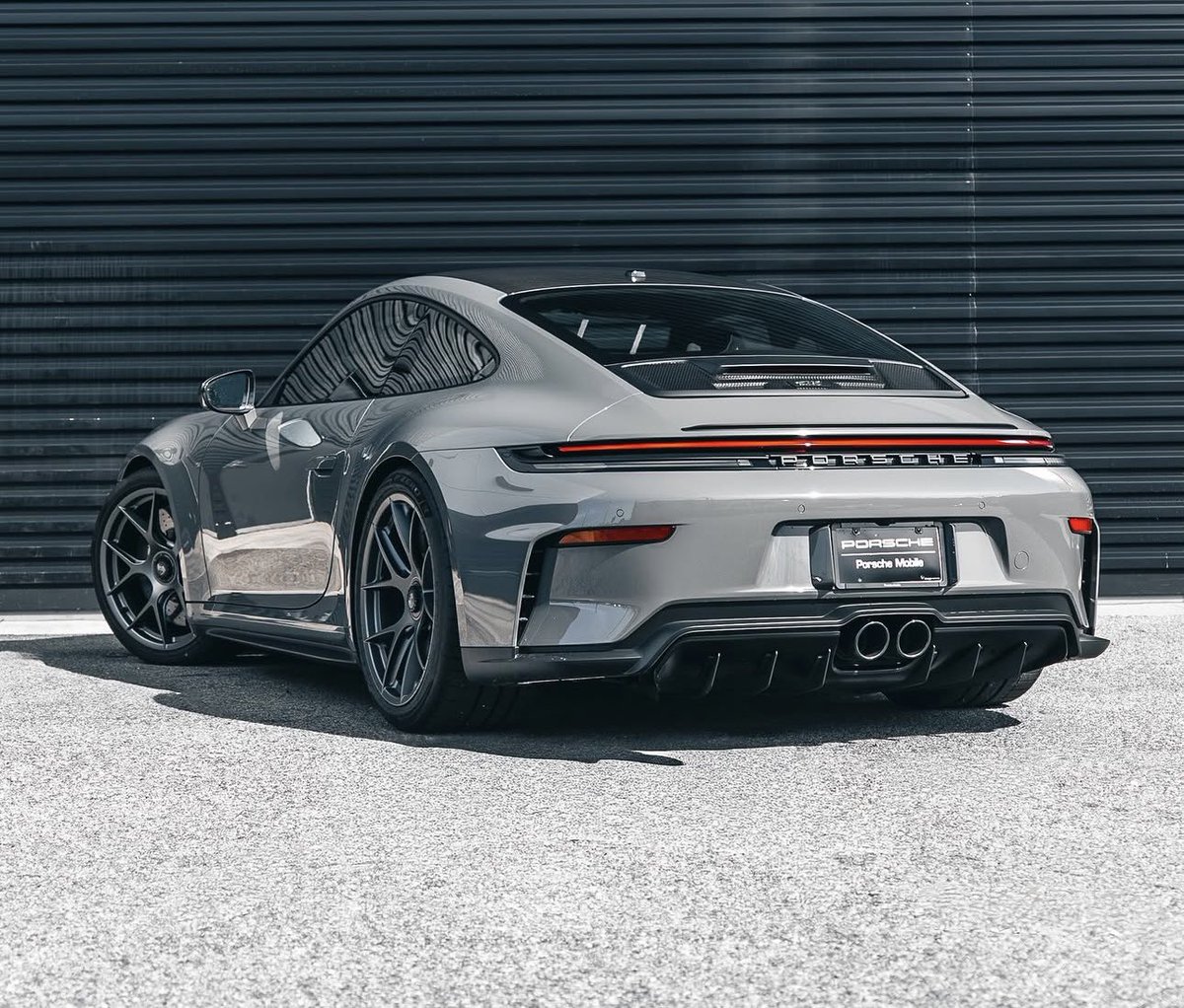 ApexDistrictX's tweet photo. 992.2 GT3 Touring https://t.co/MvgYy5sGIJ
