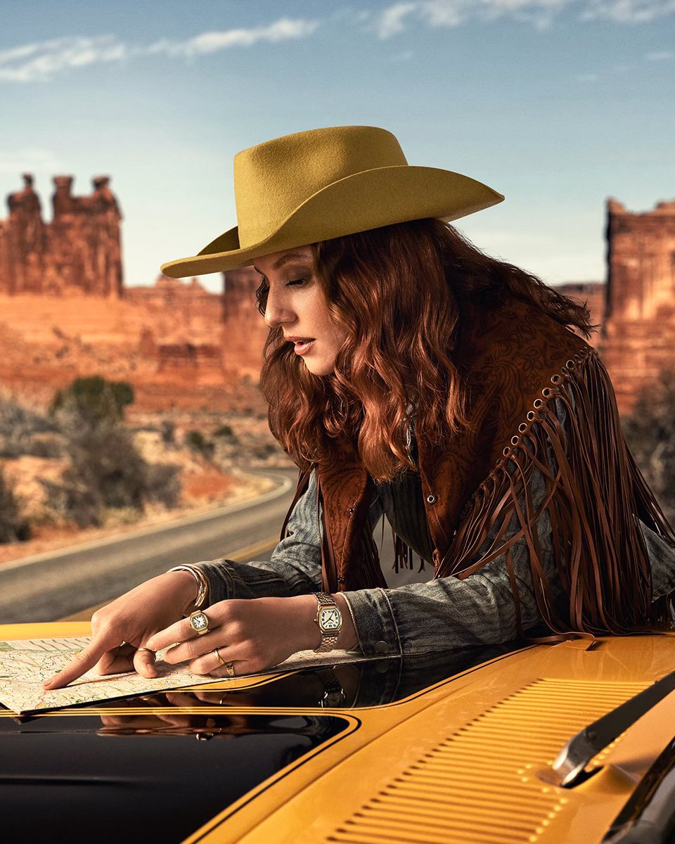 bestoferoglu's tweet photo. Ahsen Eroğlu x FOSSIL❤️‍🔥 https://t.co/xV7cDEwoYi