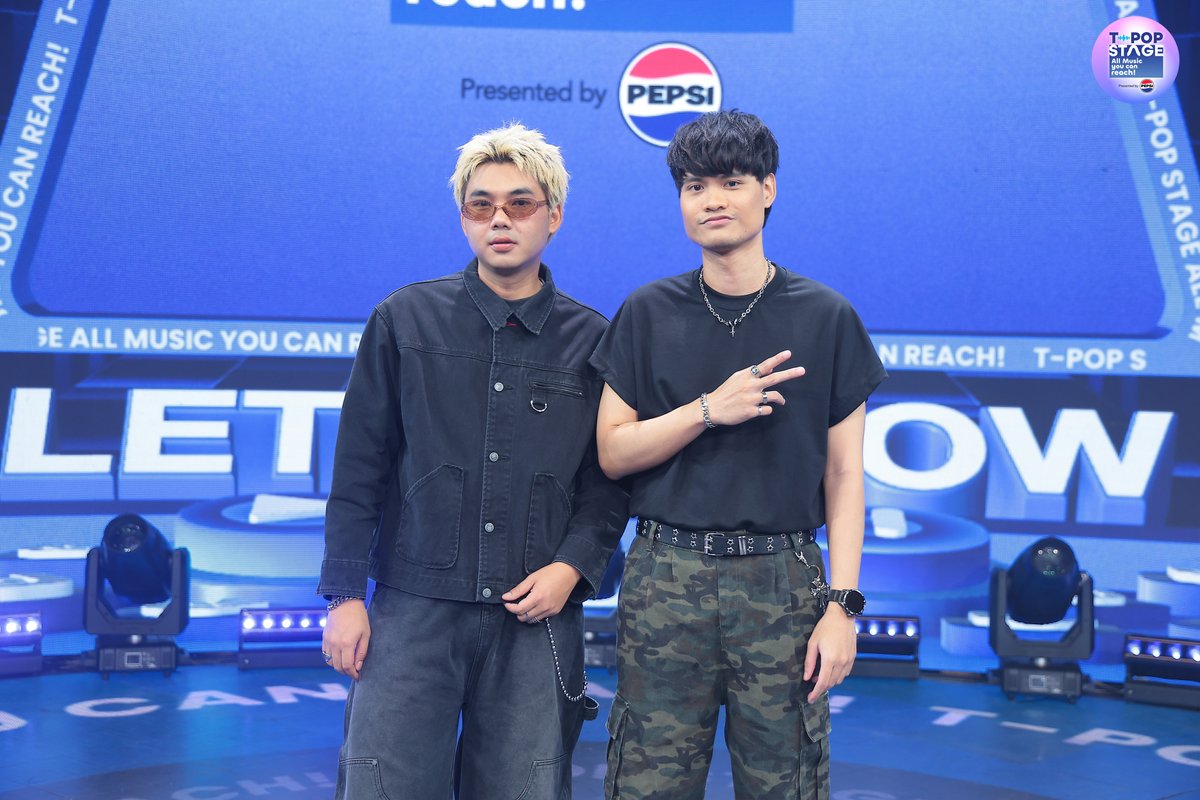 StageTpop's tweet photo. T-POP Stage presented by PEPSI 🤟

เพลง : เปรียบดั่งดอกไม้
ศิลปิน : TWODAYS

#TWODAYS
#เปรียบดั่งดอกไม้
#SPICYDISC

All Music you can reach!
#TpopStagepresentedbyPEPSIweek20 / 2026
#TpopStagepresentedbyPEPSI
🔵 วันพฤหัสบดีที่ 21 พ.ค. 69 เวลา 21.45 น.
#TPOP #WorkPoint23 #WorkPoint https://t.co/UMiwOsrotX