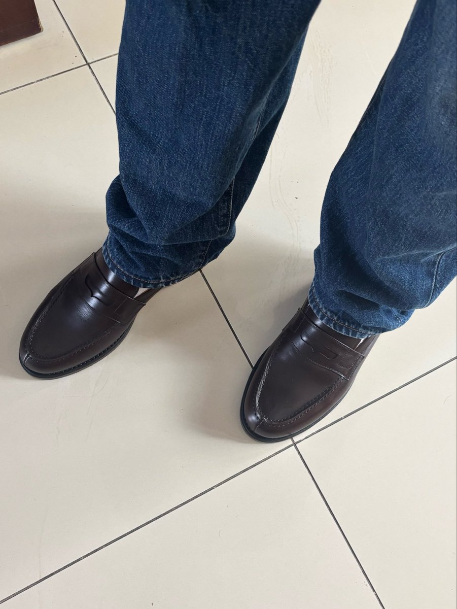 rzakumar's tweet photo. Day 1 nge-break in Sepatu Cibaduyut. https://t.co/FccTpFFbuO