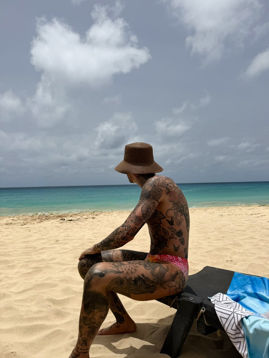 Luke_strong2's tweet photo. Beach life >>> https://t.co/jSsVvUzuuS