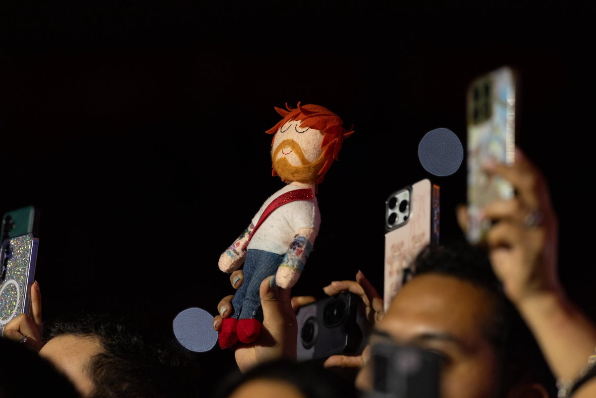 Ed Sheeran HQ tweet media