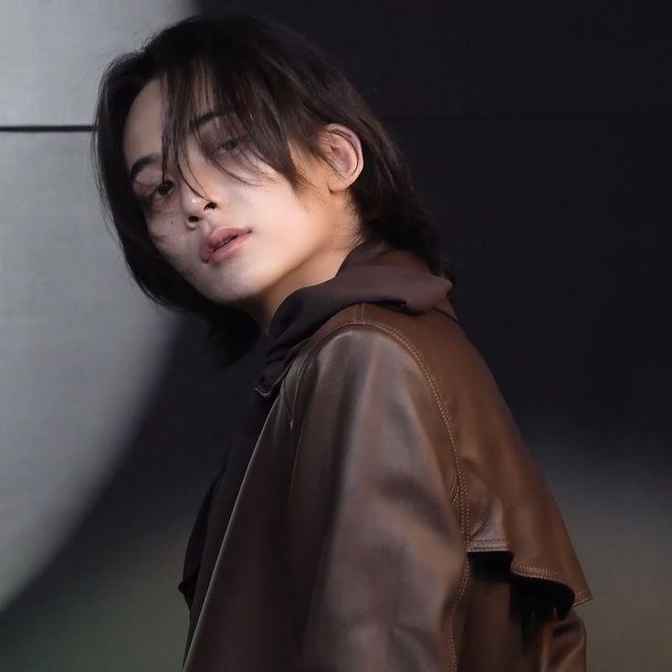 svtserving's tweet photo. 34 days until Jeonghan's return from military service. https://t.co/OV8AonXCjM
