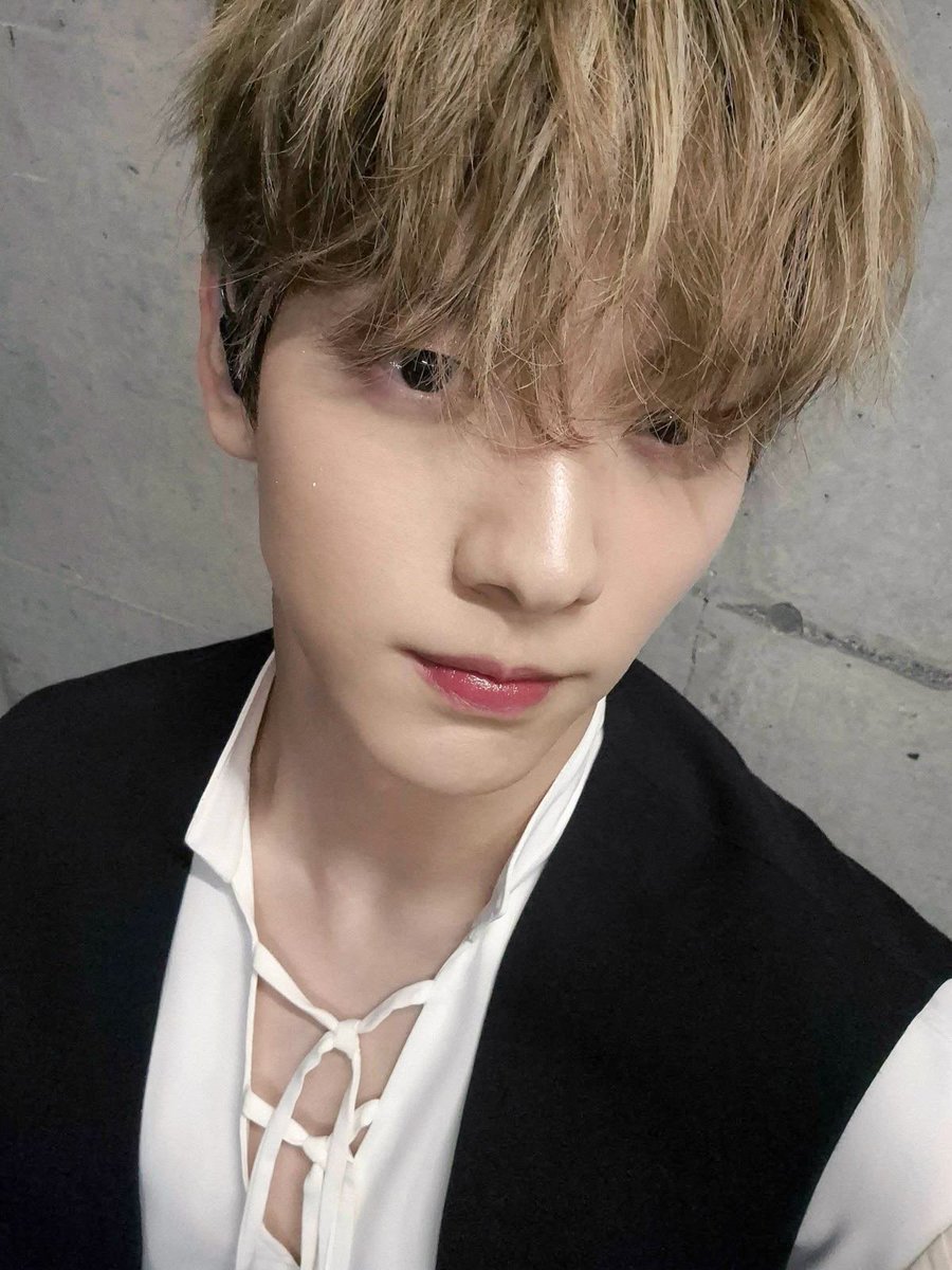 7th year : yara ✩ missing txt tweet media