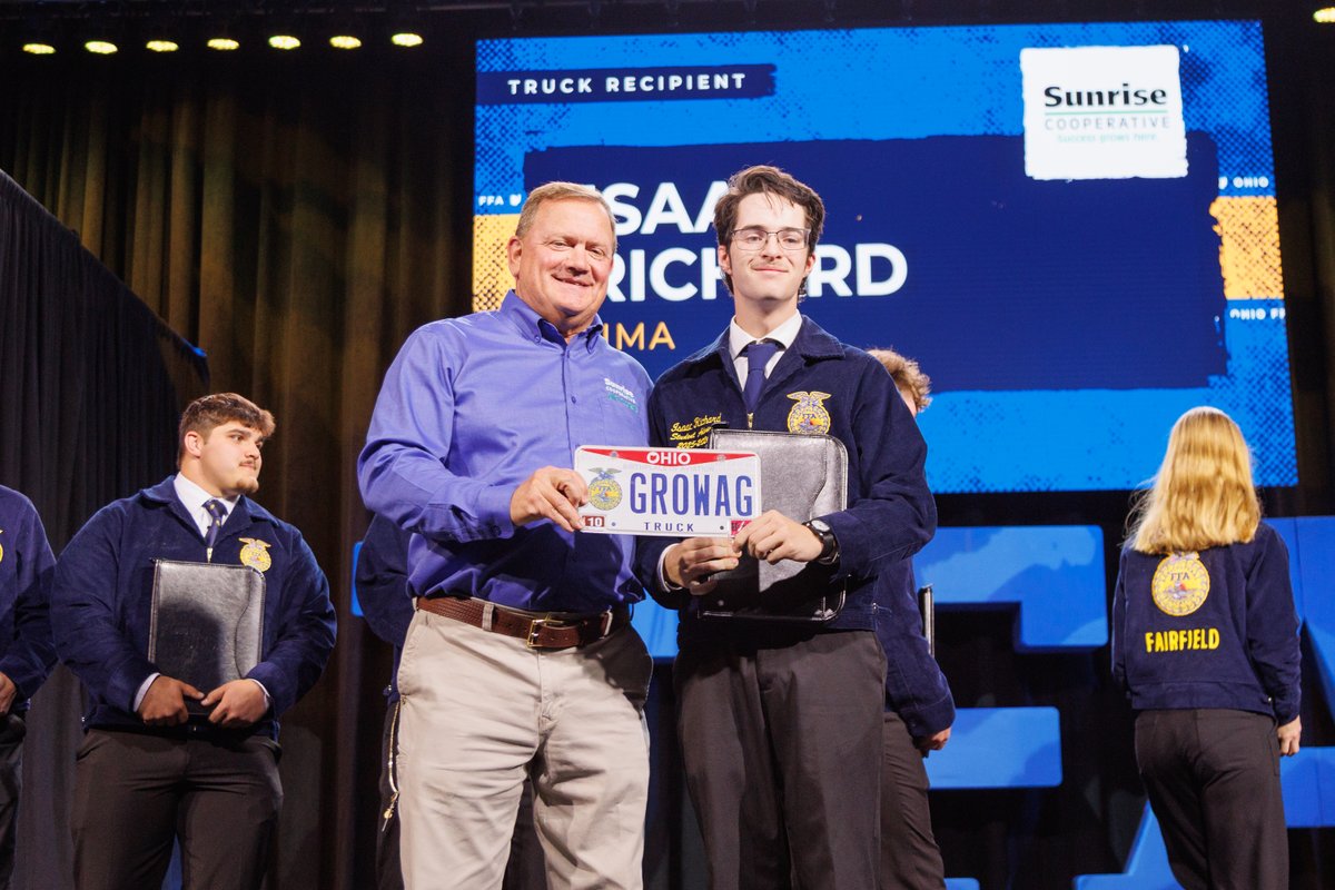 SunriseCoopOH's tweet photo. Big congratulations to Isaac from the Lima #FFA Chapter. The #RISEFFACareerProgram participant and recipient of a 1-year-old Chevy Colorado (driven by the State FFA President during their year of service). Hard work pays off! Welcome aboard Isaac!
@OhioFFA #YouthInAg https://t.co/2h6XH1ULXn